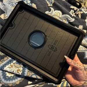OtterBox Defender 10.2" Protective Case for Apple iPad 7th/8th/9th Gen